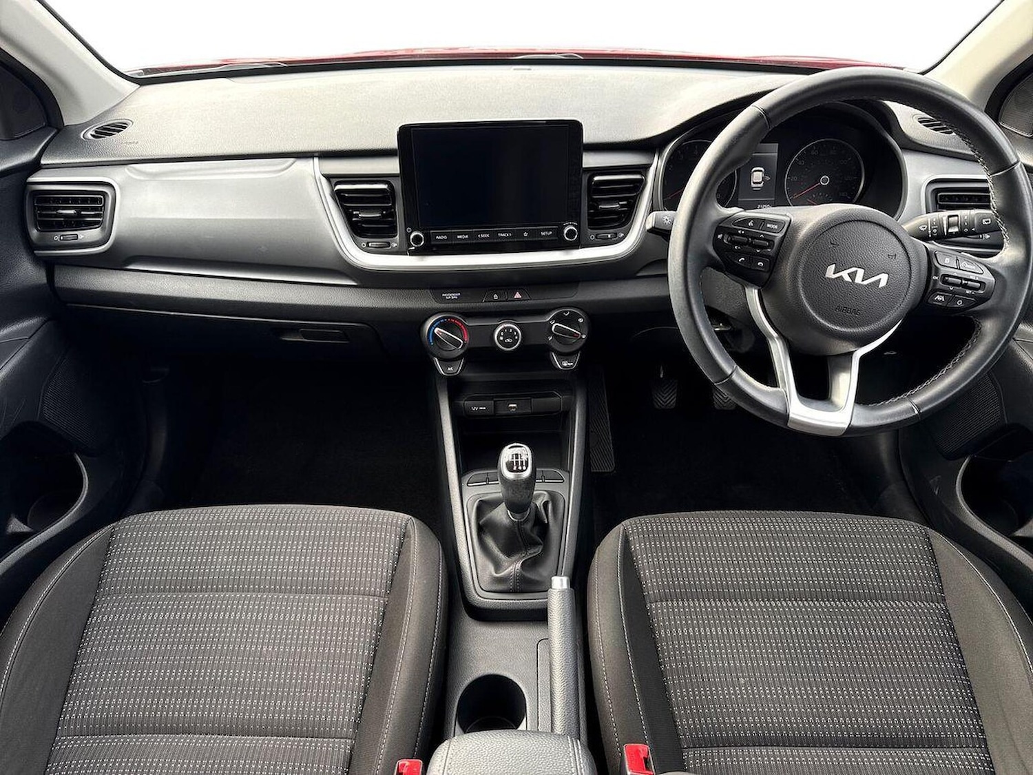 Used Kia Stonic 2023 for sale - 76666181: Photo 8