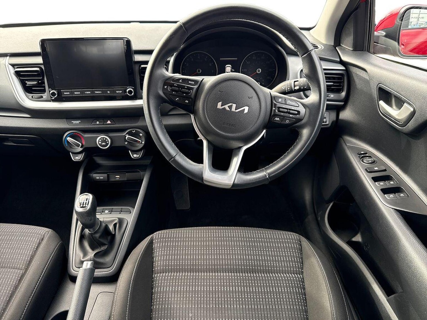 Used Kia Stonic 2023 for sale - 76666181: Photo 9