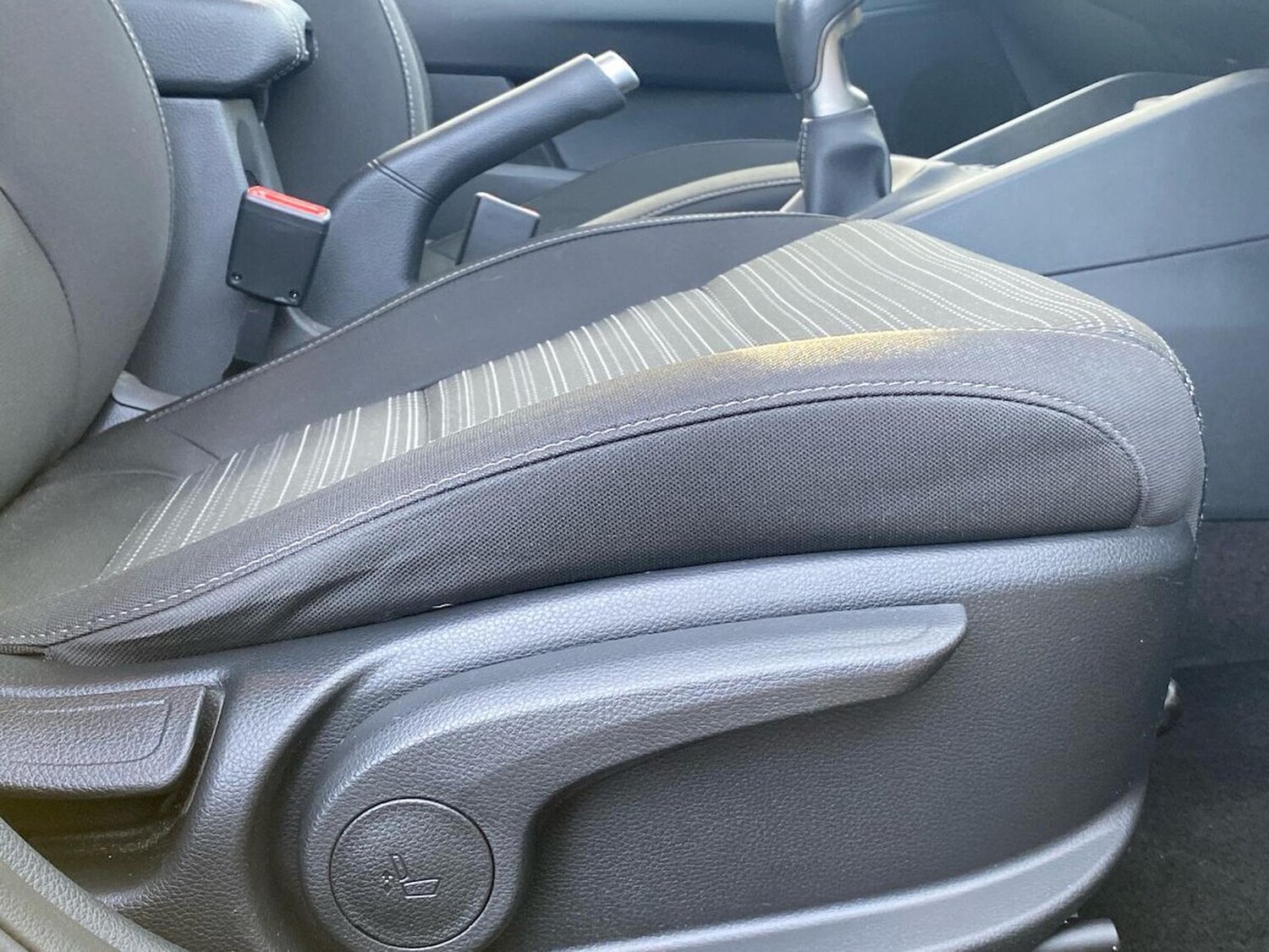 Used Kia Stonic 2023 for sale - 78195855: Photo 27