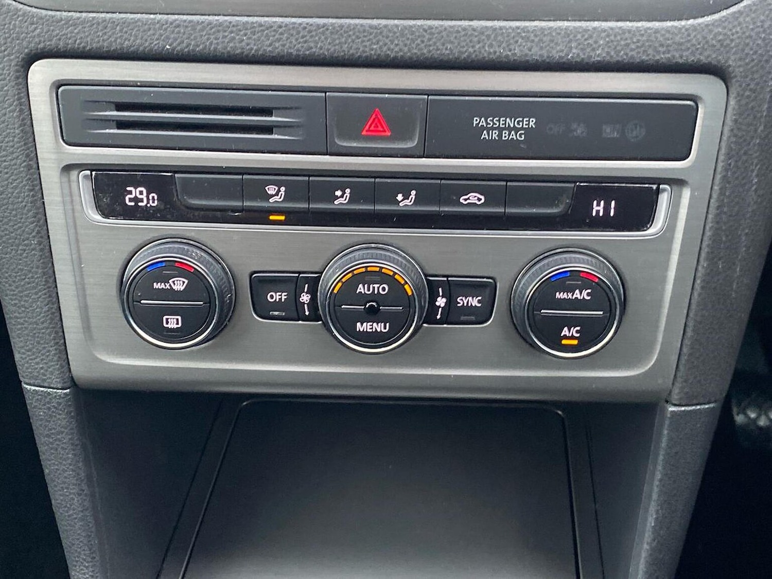 Used Volkswagen Golf SV 2015 for sale - 77028072: Photo 12