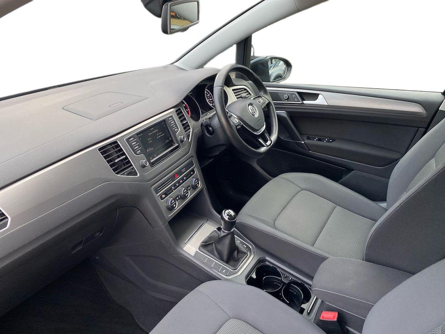 Used Volkswagen Golf SV 2015 for sale - 77028072: Photo 7