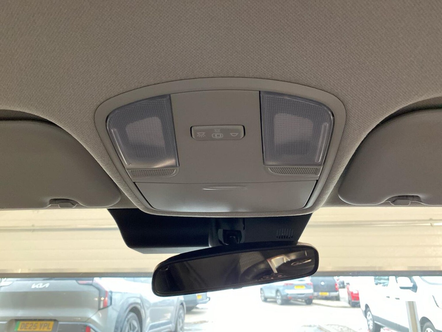 Used Kia Stonic 2021 for sale - 76892177: Photo 14