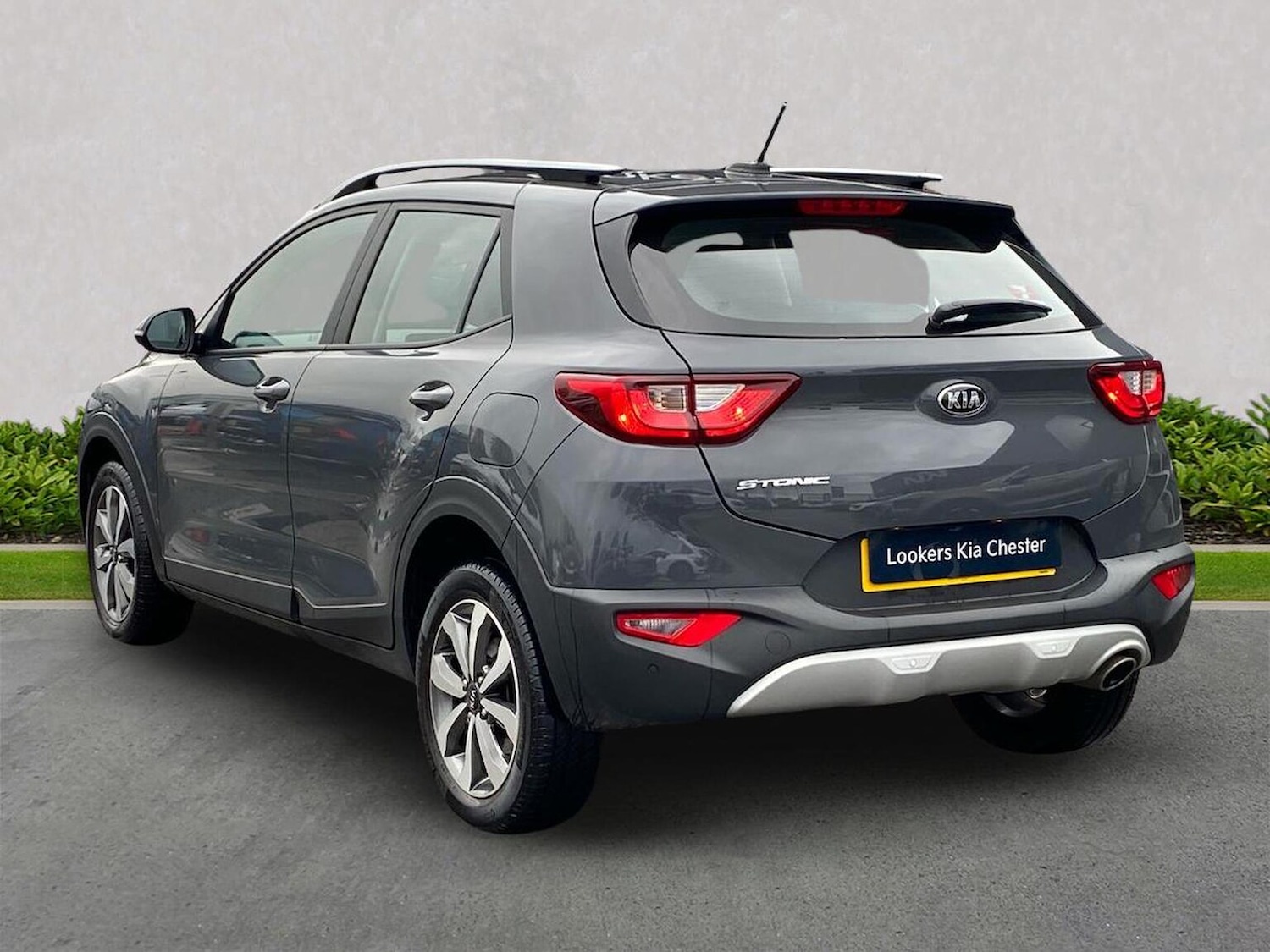 Used Kia Stonic 2021 for sale - 76892177: Photo 2