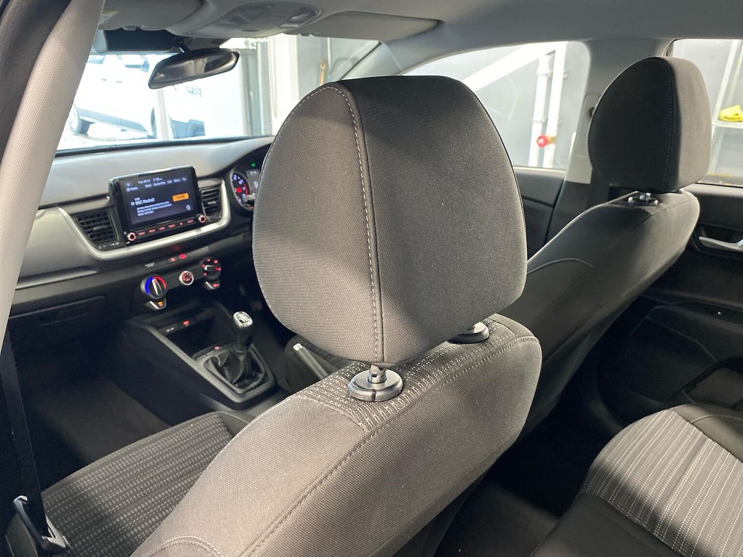 Used Kia Stonic 2021 for sale - 76892177: Photo 29