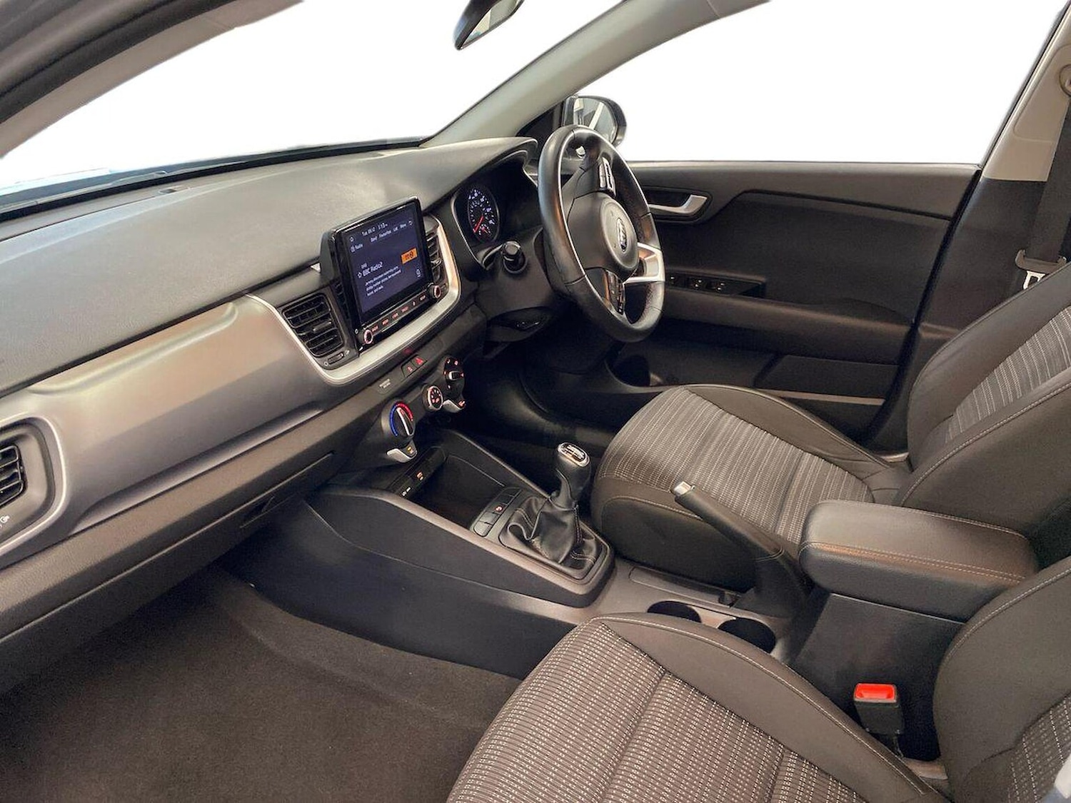 Used Kia Stonic 2021 for sale - 76892177: Photo 7