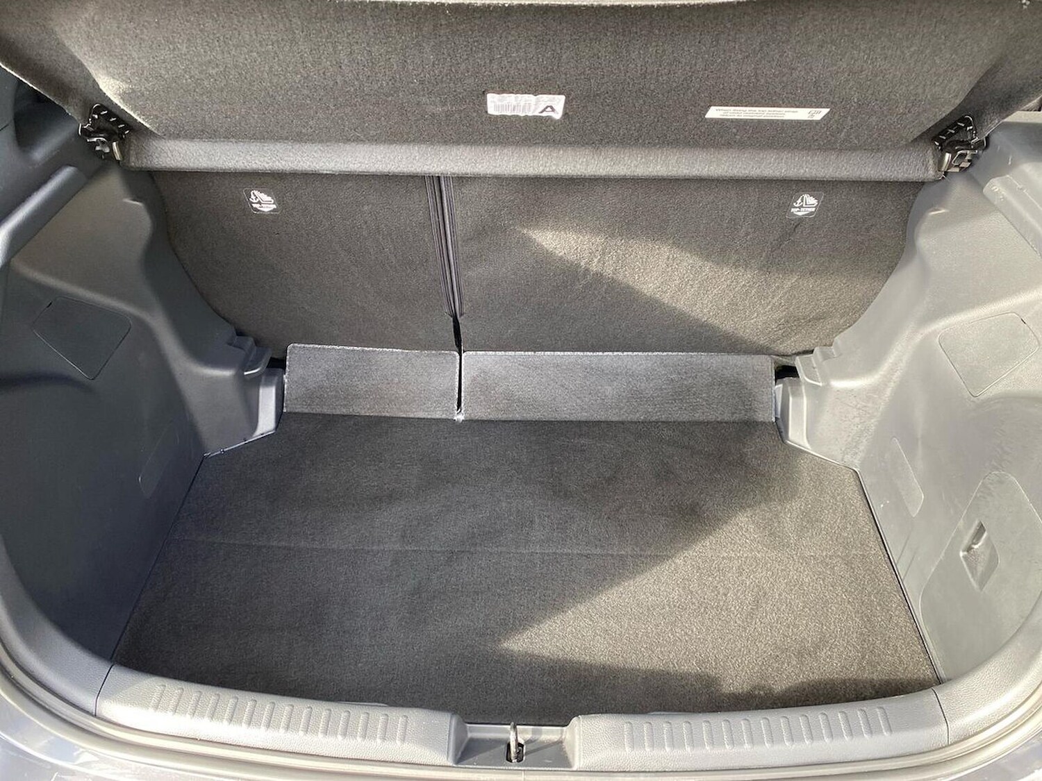 Used Toyota Yaris 2023 for sale - 78195801: Photo 17