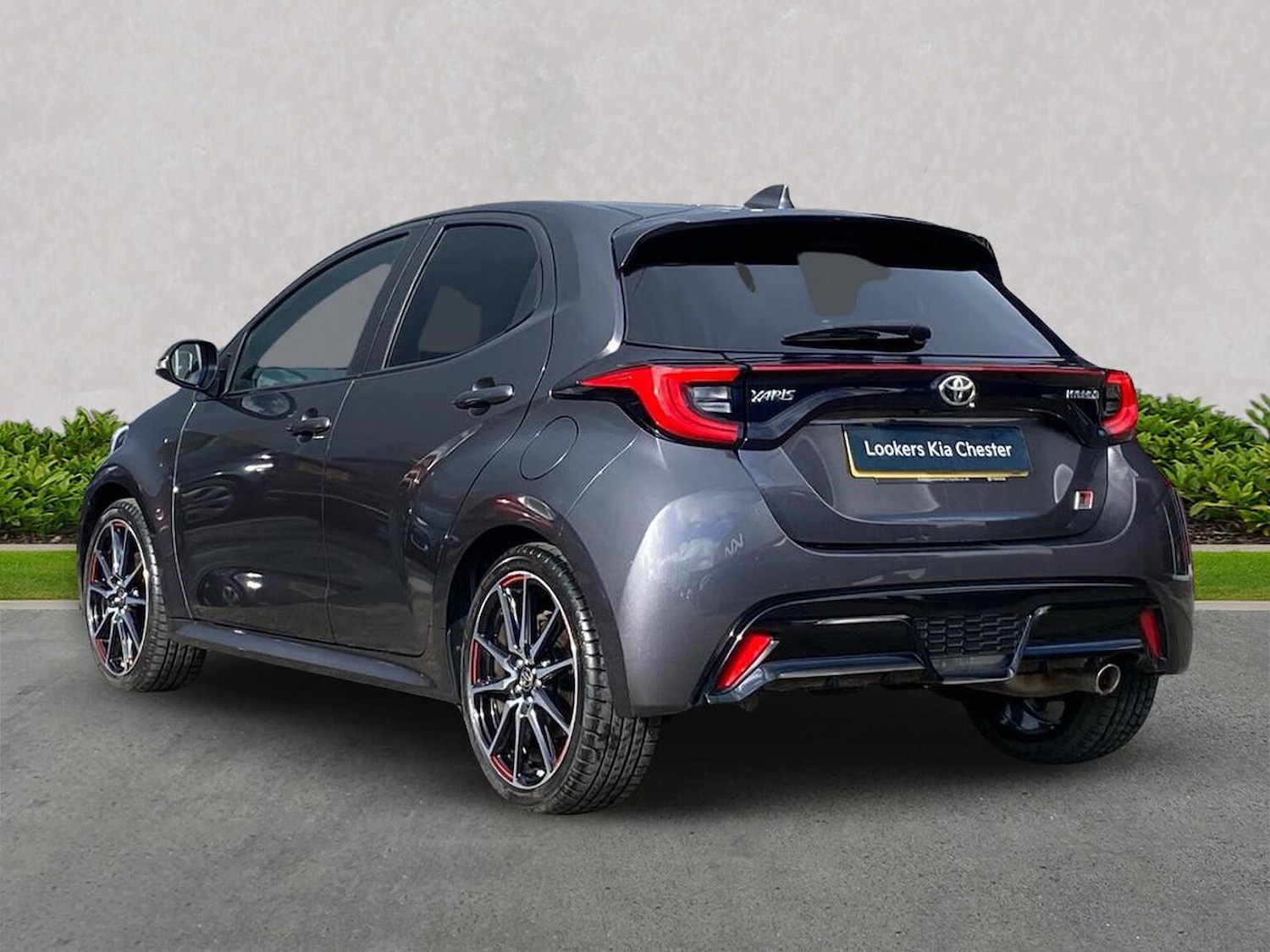 Used Toyota Yaris 2023 for sale - 78195801: Photo 2