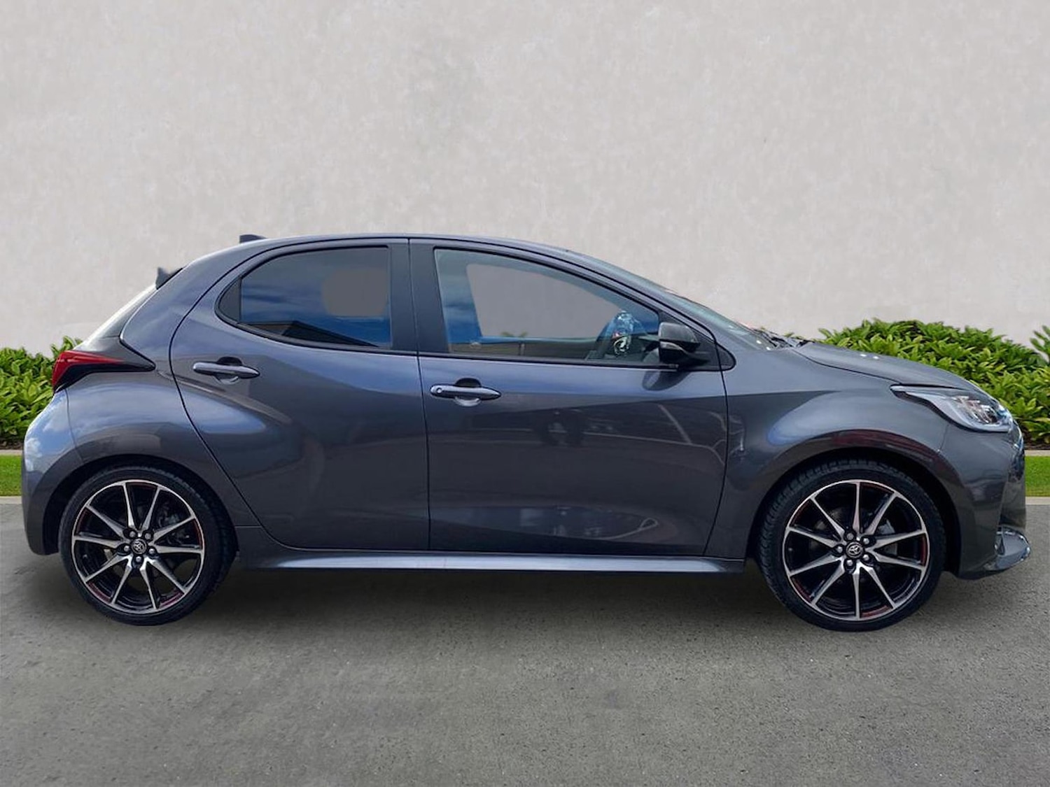 Used Toyota Yaris 2023 for sale - 78195801: Photo 3