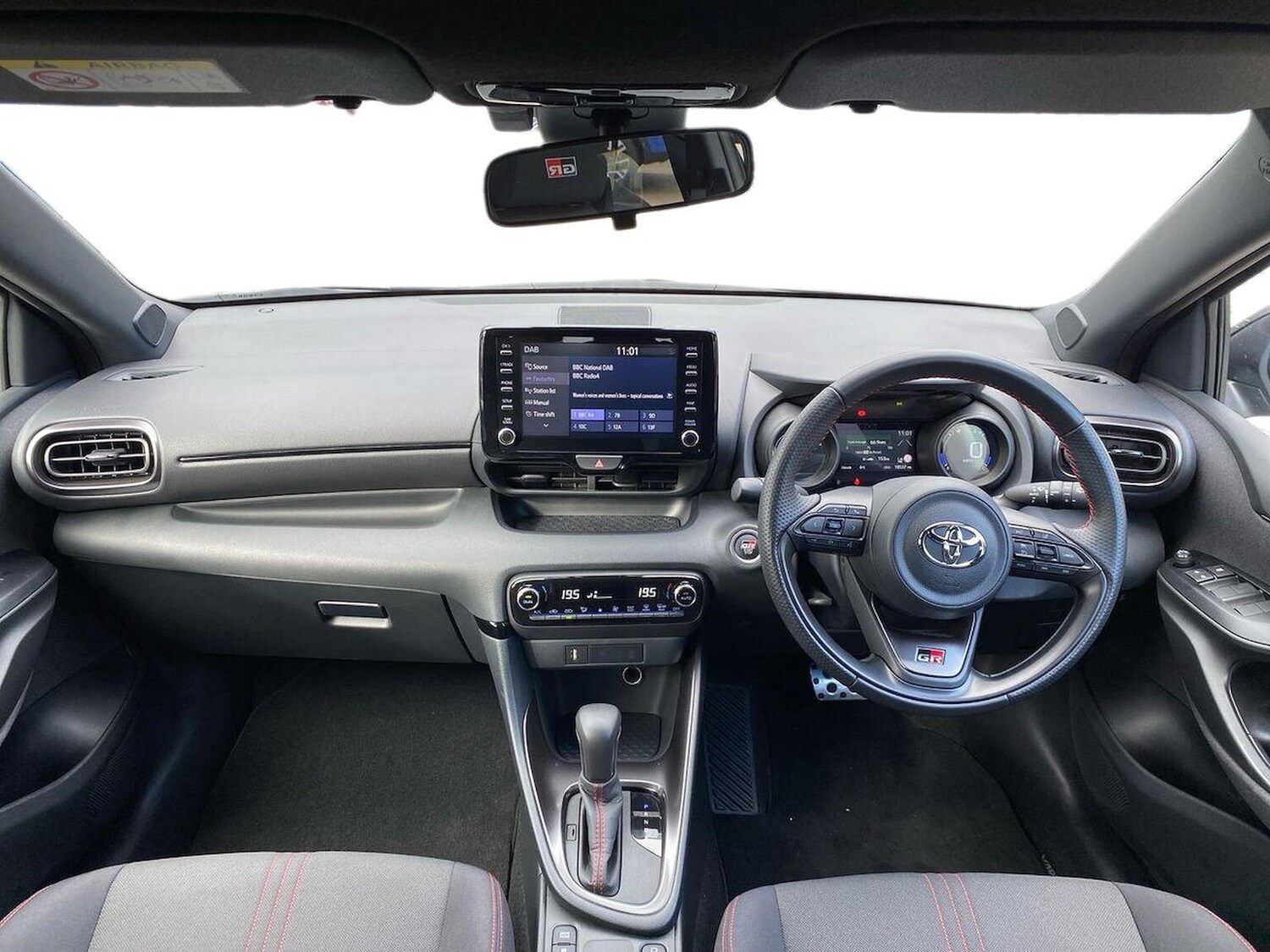 Used Toyota Yaris 2023 for sale - 78195801: Photo 8