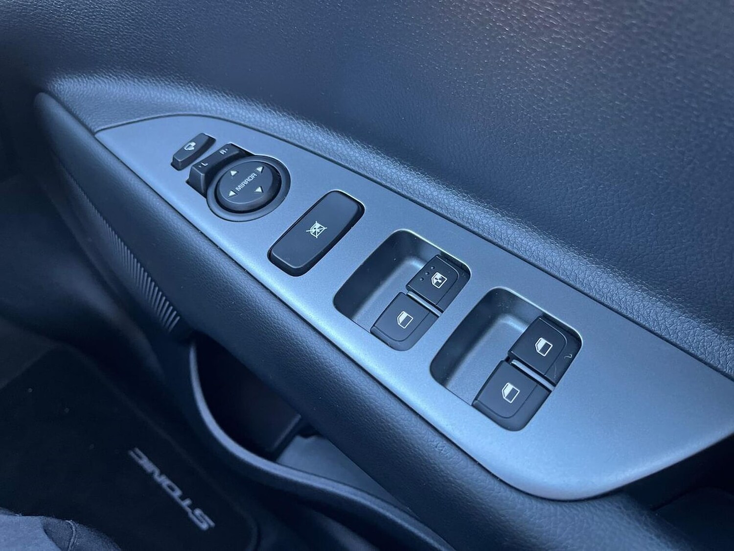 Used Kia Stonic 2024 for sale - 76627907: Photo 21