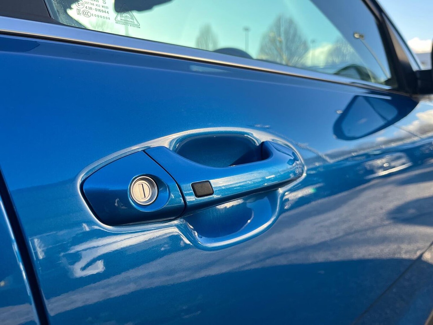 Used Kia Stonic 2024 for sale - 76627907: Photo 35