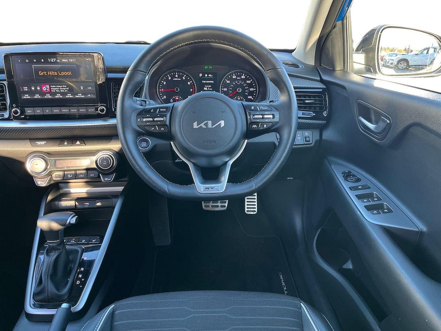 Used Kia Stonic 2024 for sale - 76627907: Photo 9