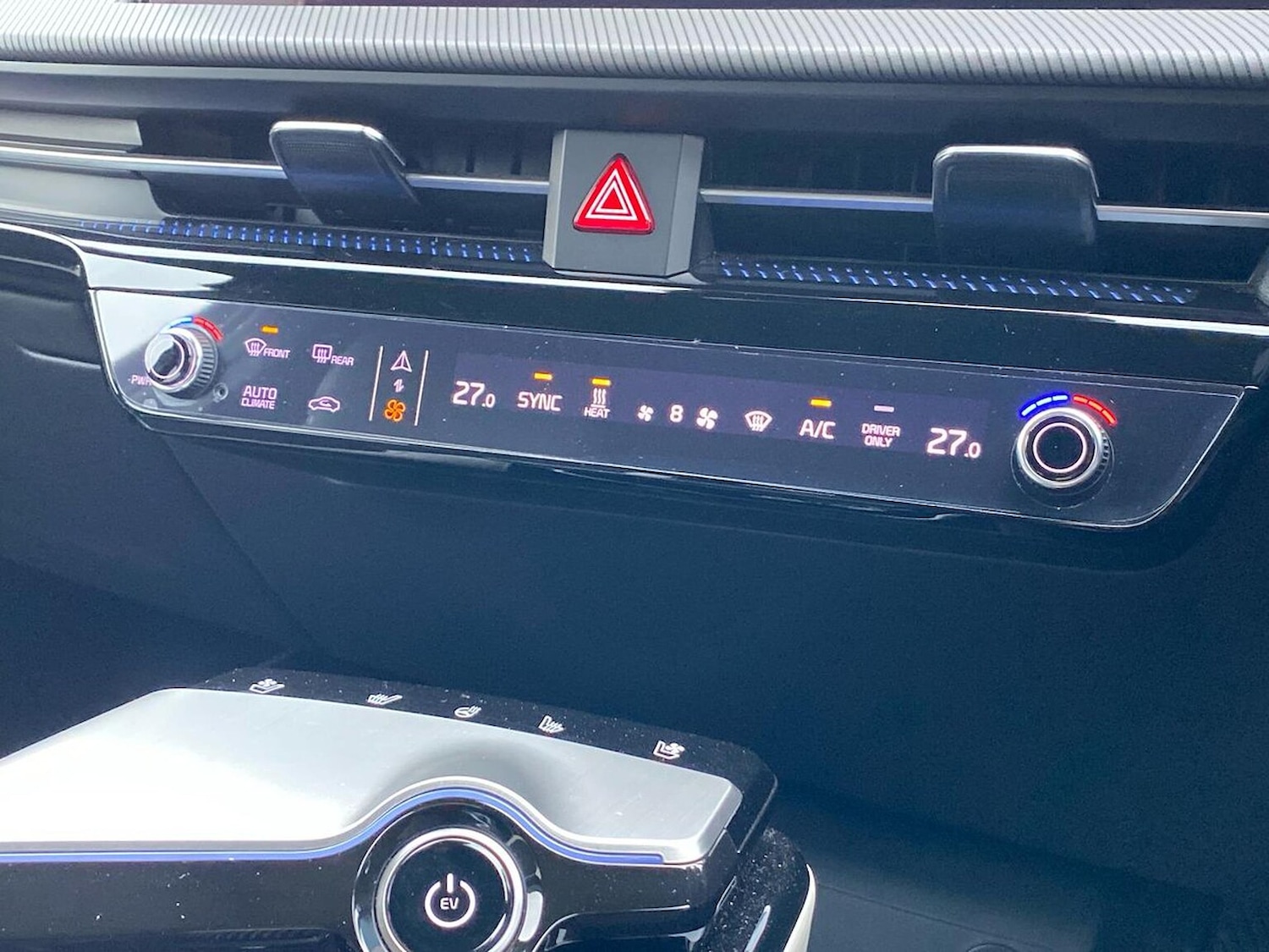 Used Kia EV6 2023 for sale - 77872079: Photo 12