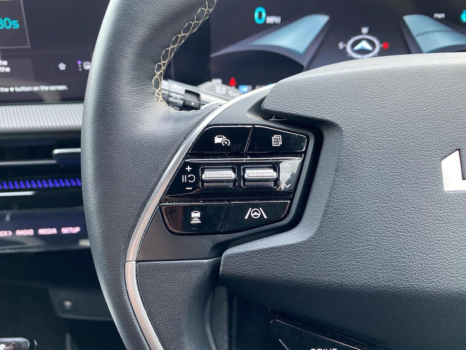 Used Kia EV6 2023 for sale - 77872079: Photo 26