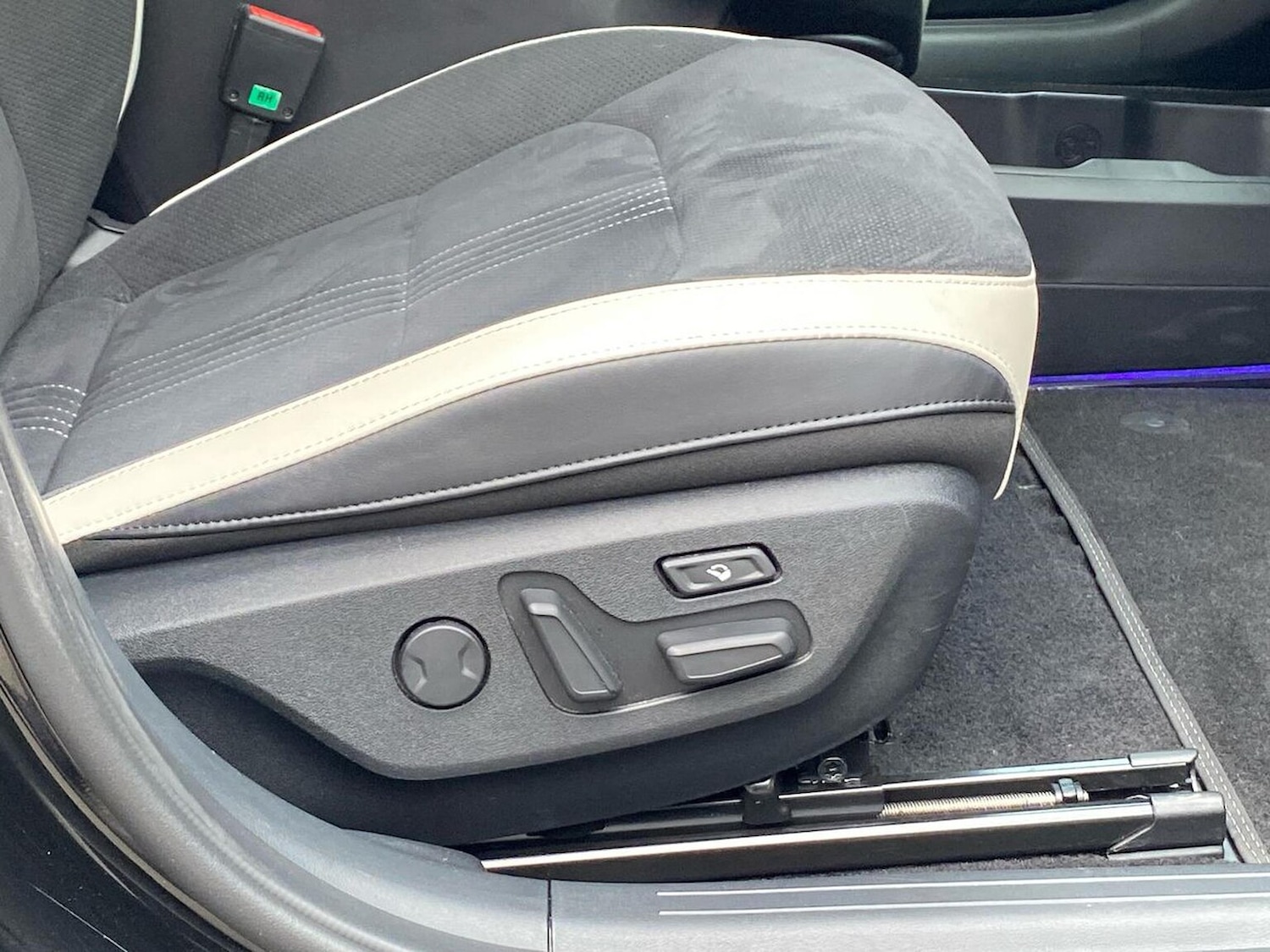 Used Kia EV6 2023 for sale - 77872079: Photo 29