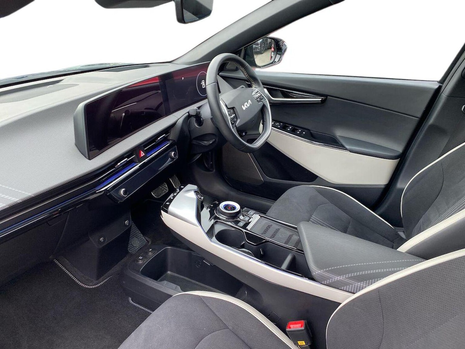 Used Kia EV6 2023 for sale - 77872079: Photo 7