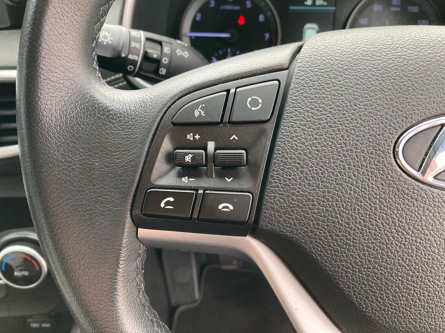 Used Hyundai TUCSON 2018 for sale - 78195810: Photo 29