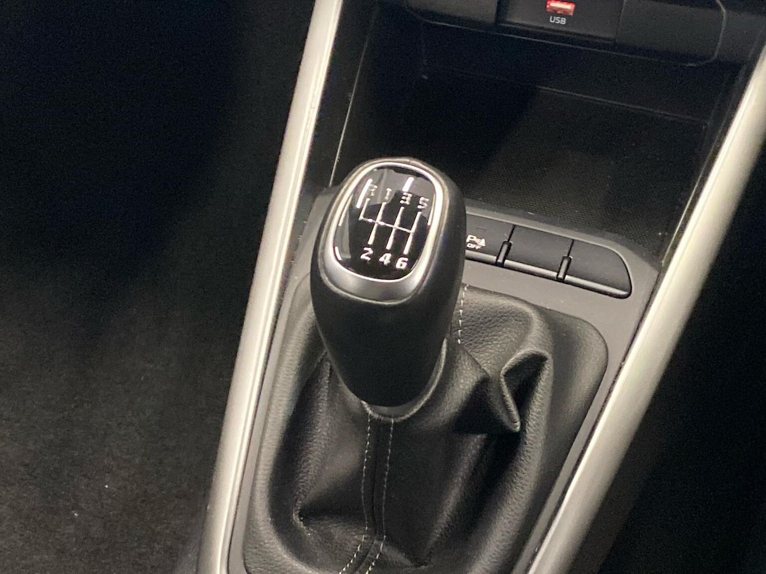 Used Kia Stonic 2022 for sale - 76911199: Photo 13