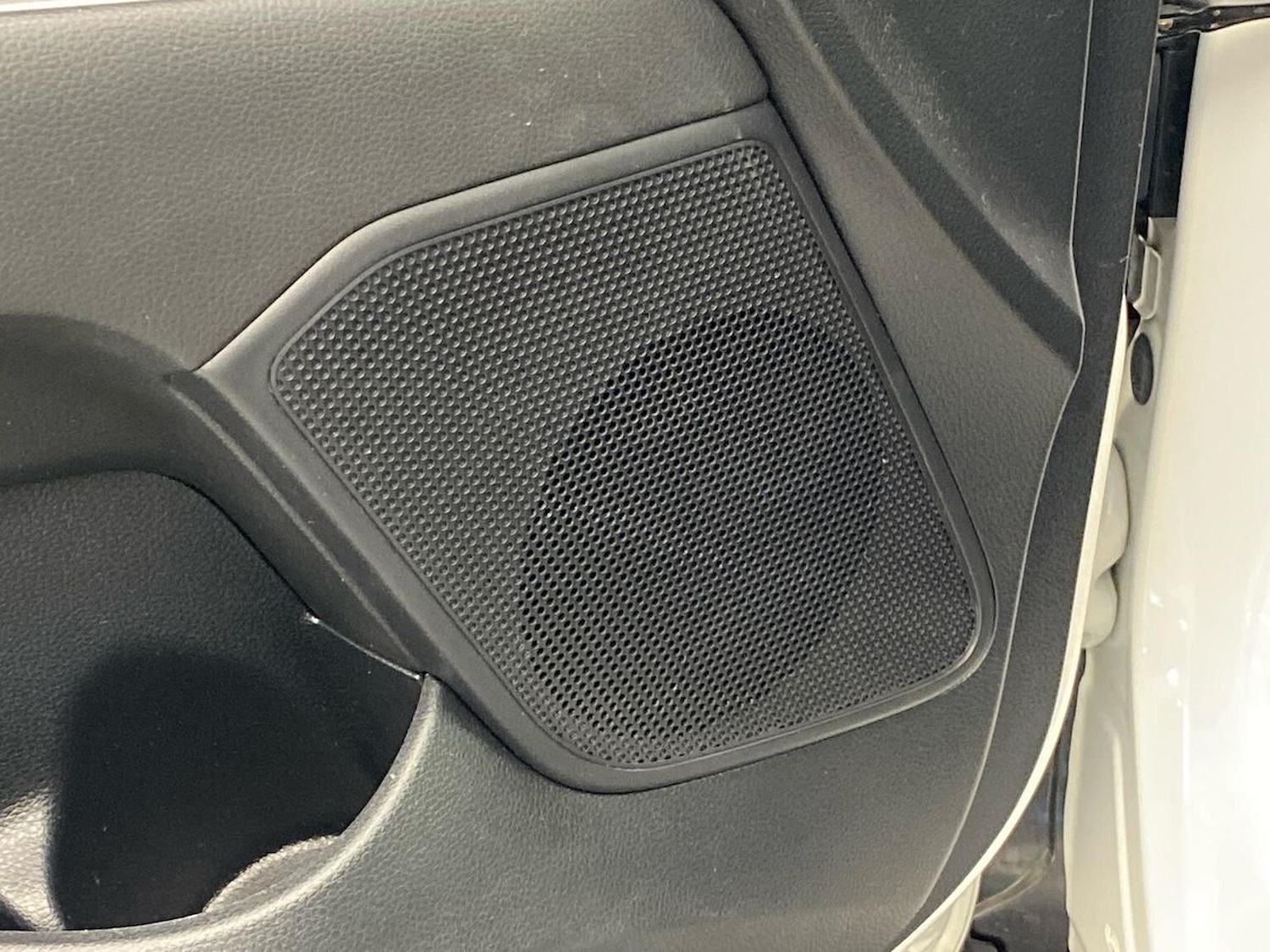 Used Kia Stonic 2022 for sale - 76911199: Photo 30