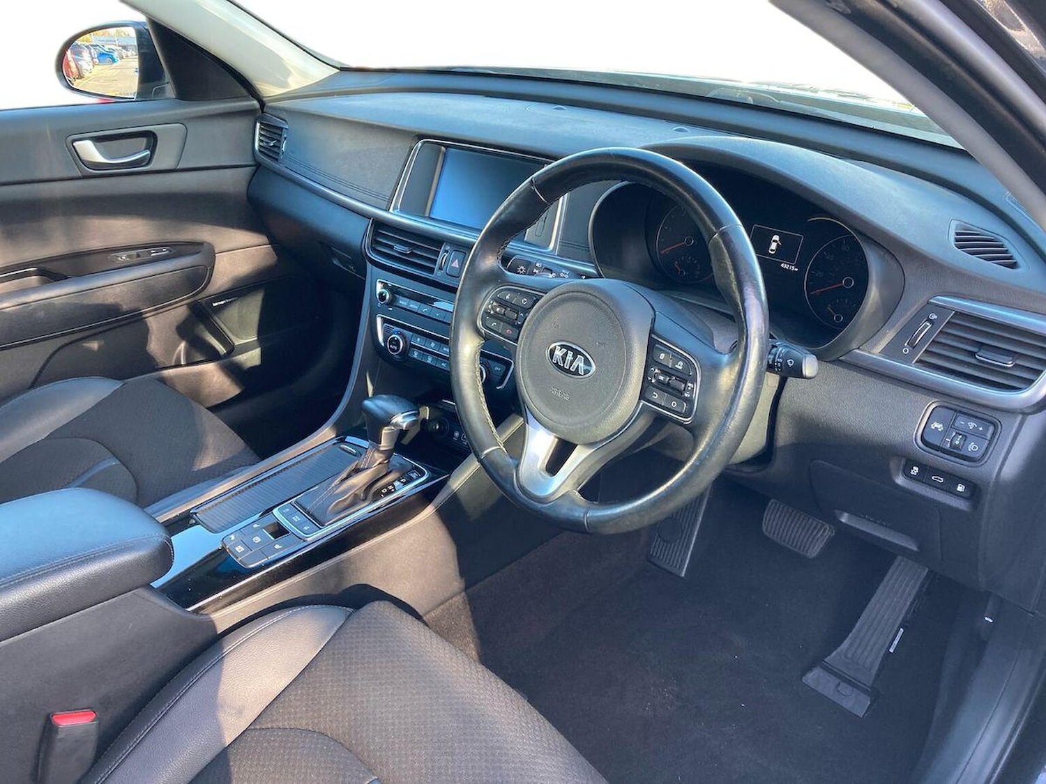 Used Kia Optima 2018 for sale - 76520997: Photo 15