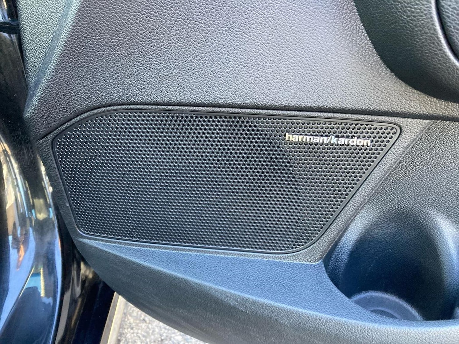 Used Kia Optima 2018 for sale - 76520997: Photo 38