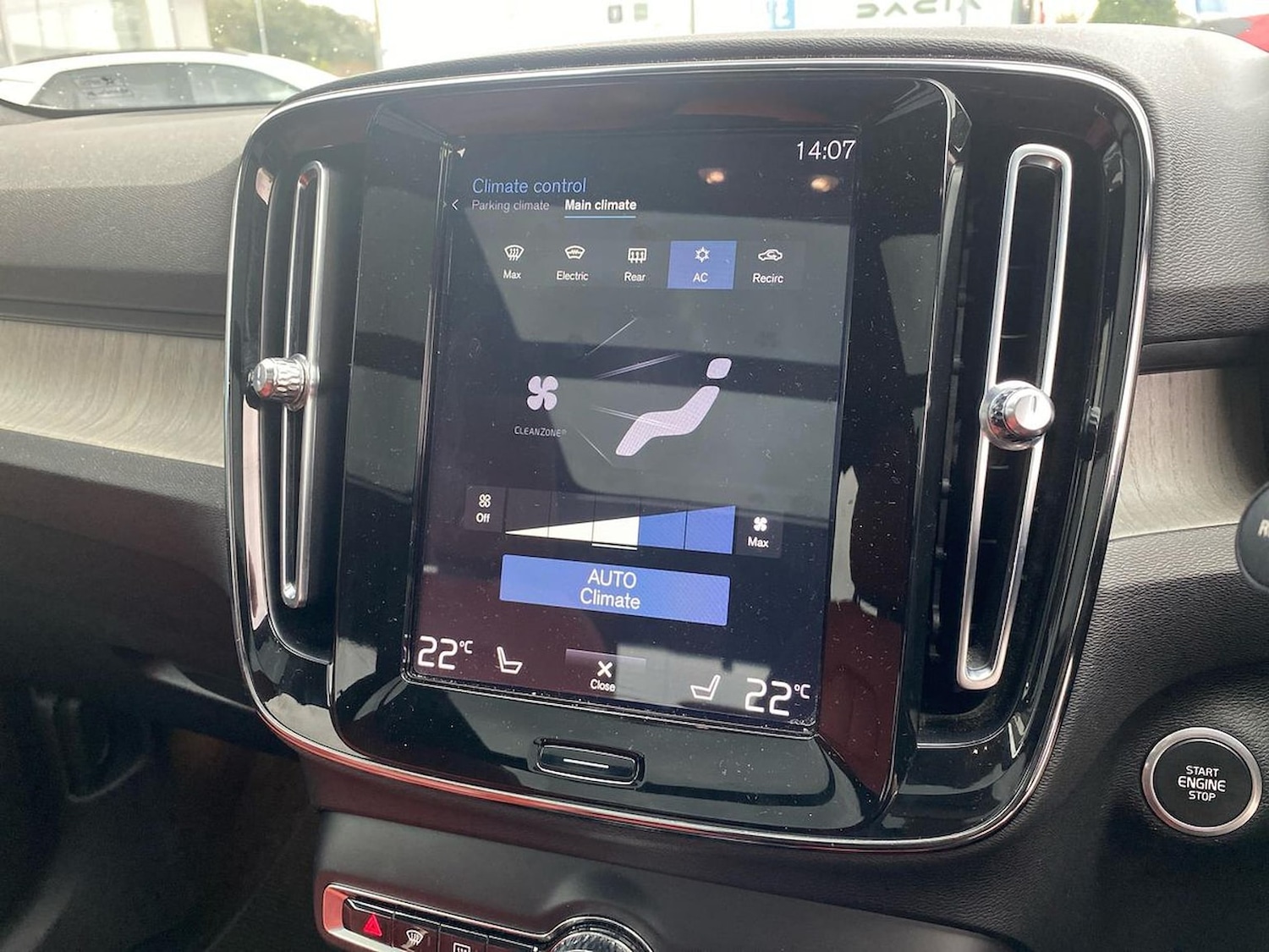 Used Volvo XC40 2019 for sale - 76093636: Photo 10