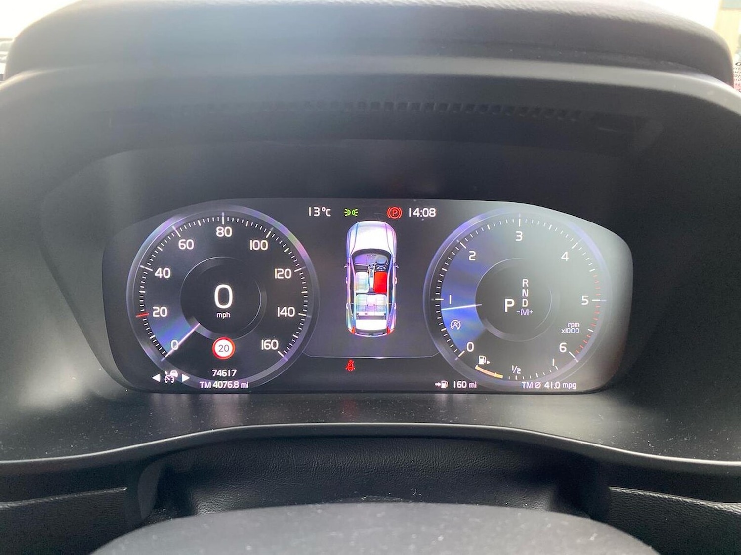 Used Volvo XC40 2019 for sale - 76093636: Photo 8