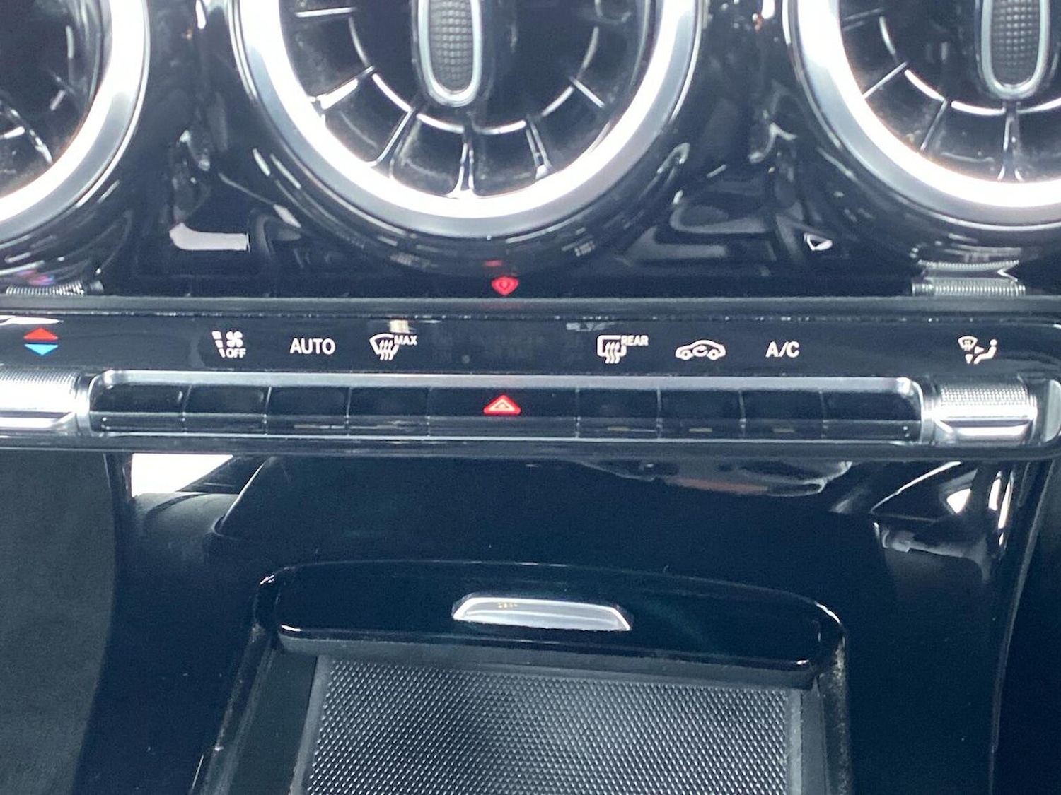 Used Mercedes-Benz A-Class 2019 for sale - 77896304: Photo 12