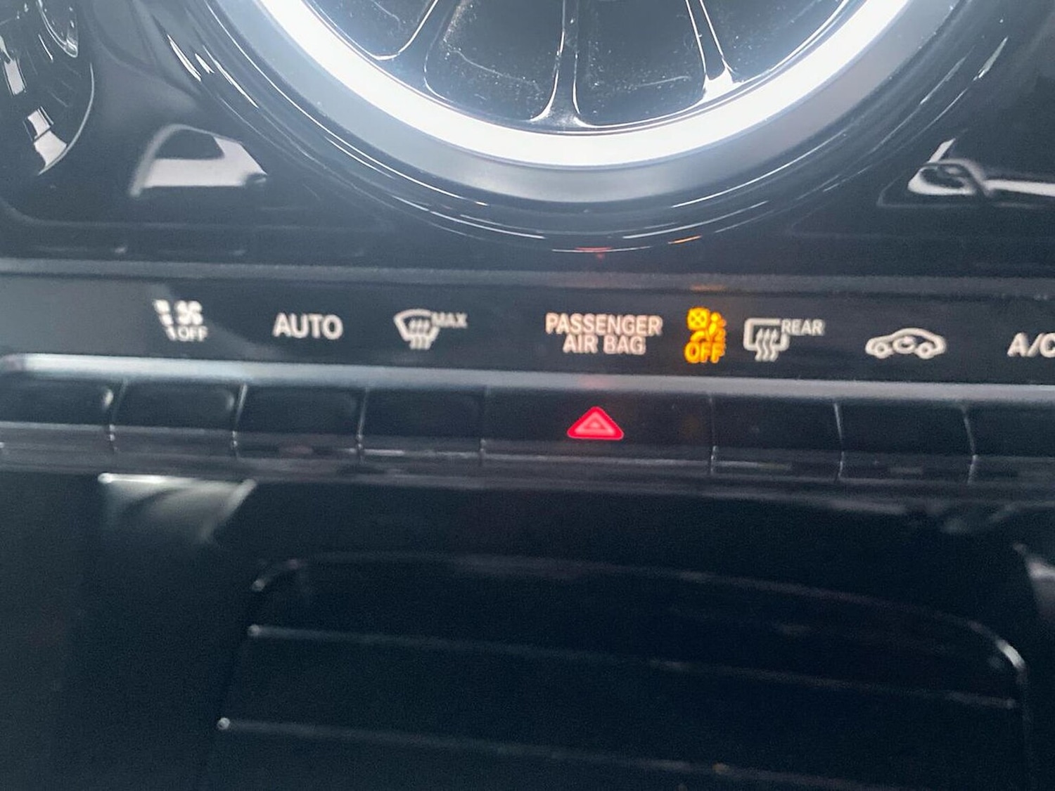 Used Mercedes-Benz A-Class 2019 for sale - 77896304: Photo 21