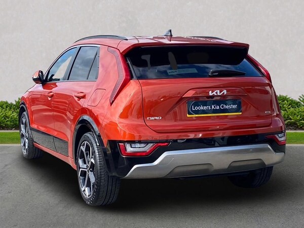 Used Kia Niro 2023 for sale - 76115536: Photo 2