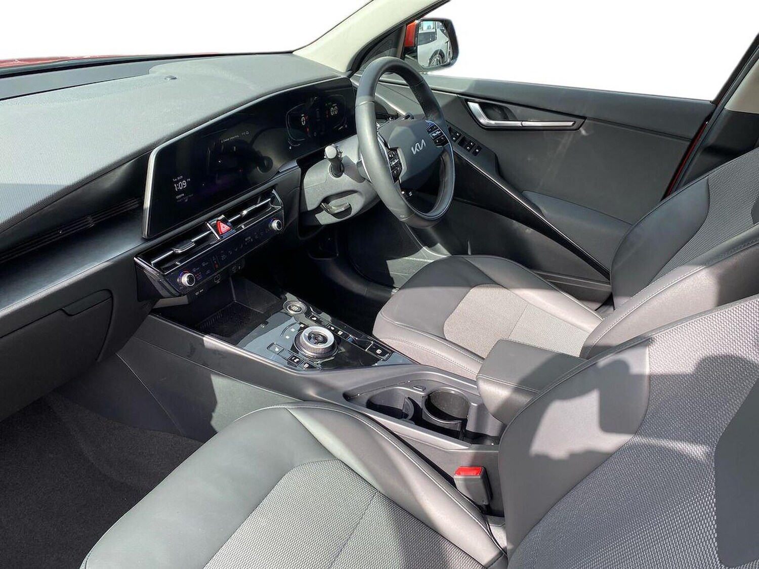 Used Kia Niro 2023 for sale - 76115536: Photo 7