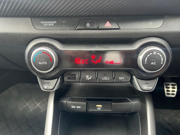 Used Kia Stonic 2022 for sale - 76231725: Photo 15