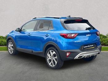 Used Kia Stonic 2022 for sale - 76231725: Photo 2