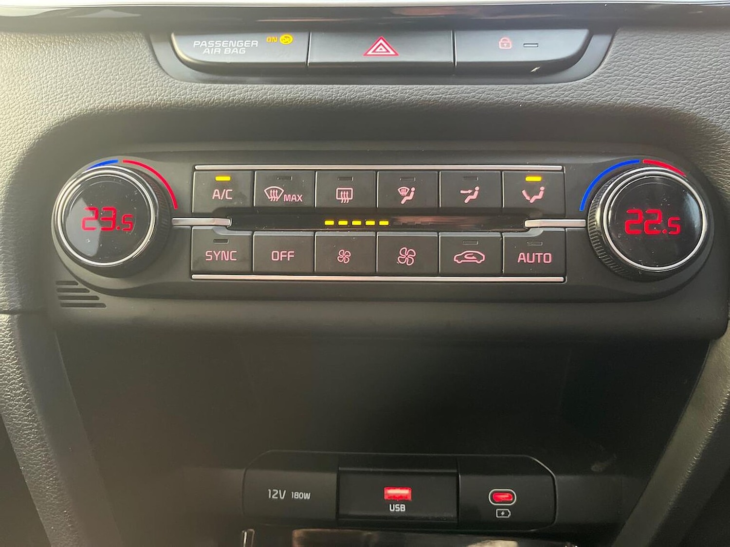 Used Kia Ceed 2023 for sale - 76627908: Photo 12