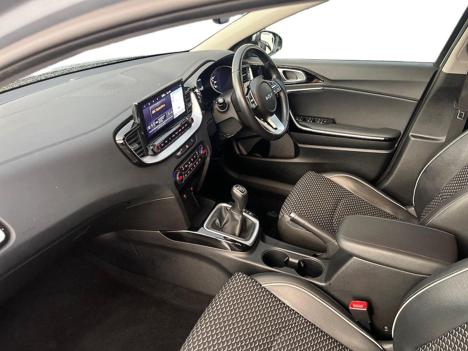 Used Kia Ceed 2023 for sale - 76627908: Photo 7