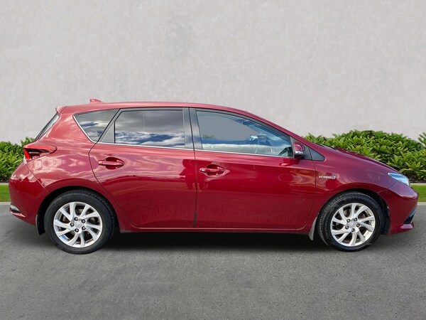 Used Toyota Auris 2017 for sale - 76177175: Photo 3