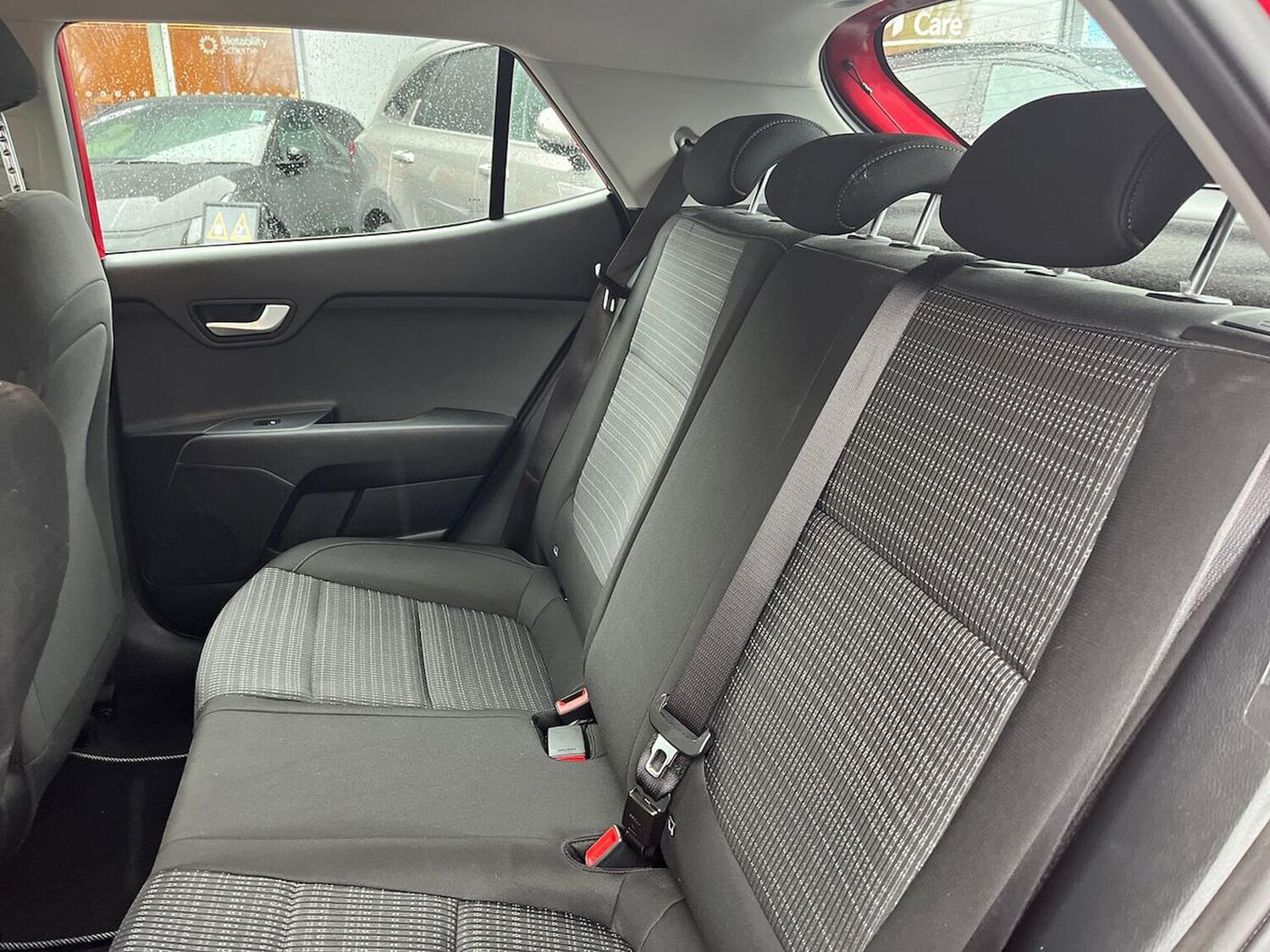 Used Kia Stonic 2024 for sale - 77488223: Photo 16