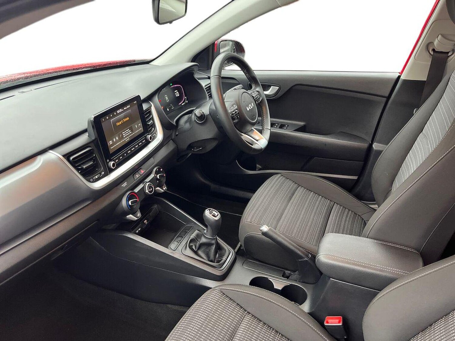 Used Kia Stonic 2024 for sale - 77488223: Photo 7