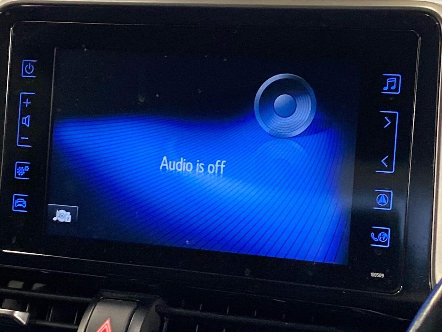 Used Toyota C-HR 2019 for sale - 76905080: Photo 11