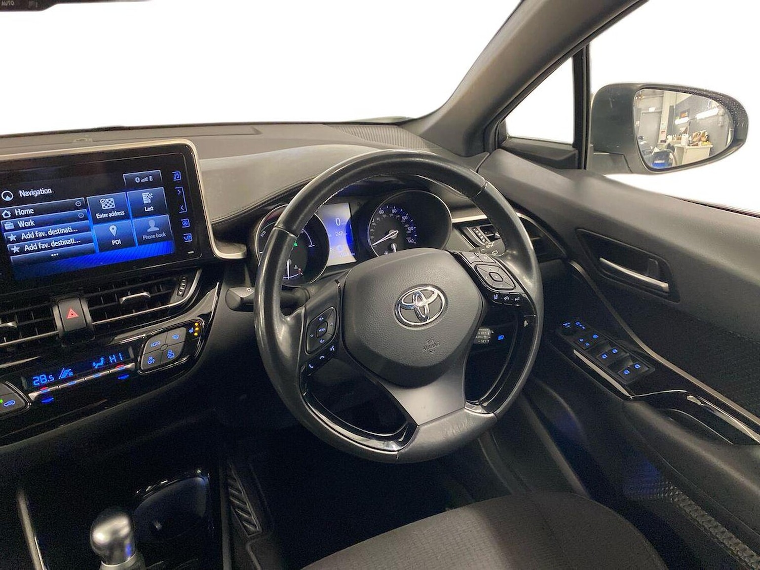 Used Toyota C-HR 2019 for sale - 76905080: Photo 15