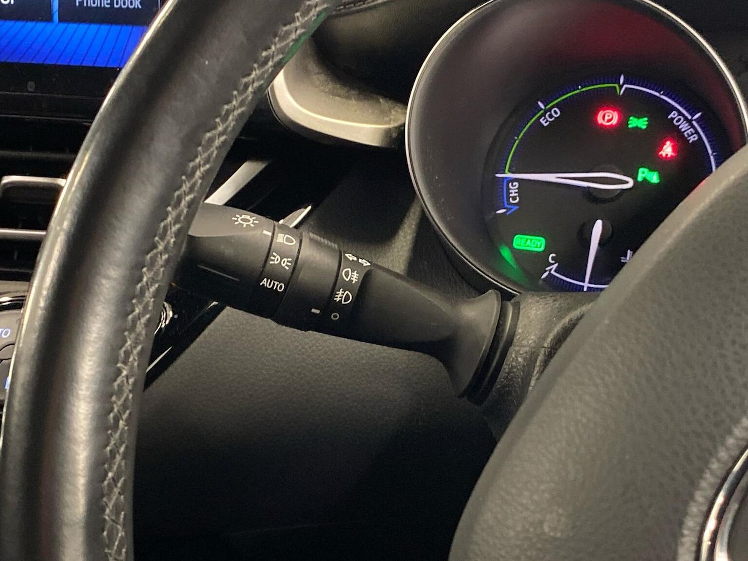 Used Toyota C-HR 2019 for sale - 76905080: Photo 28