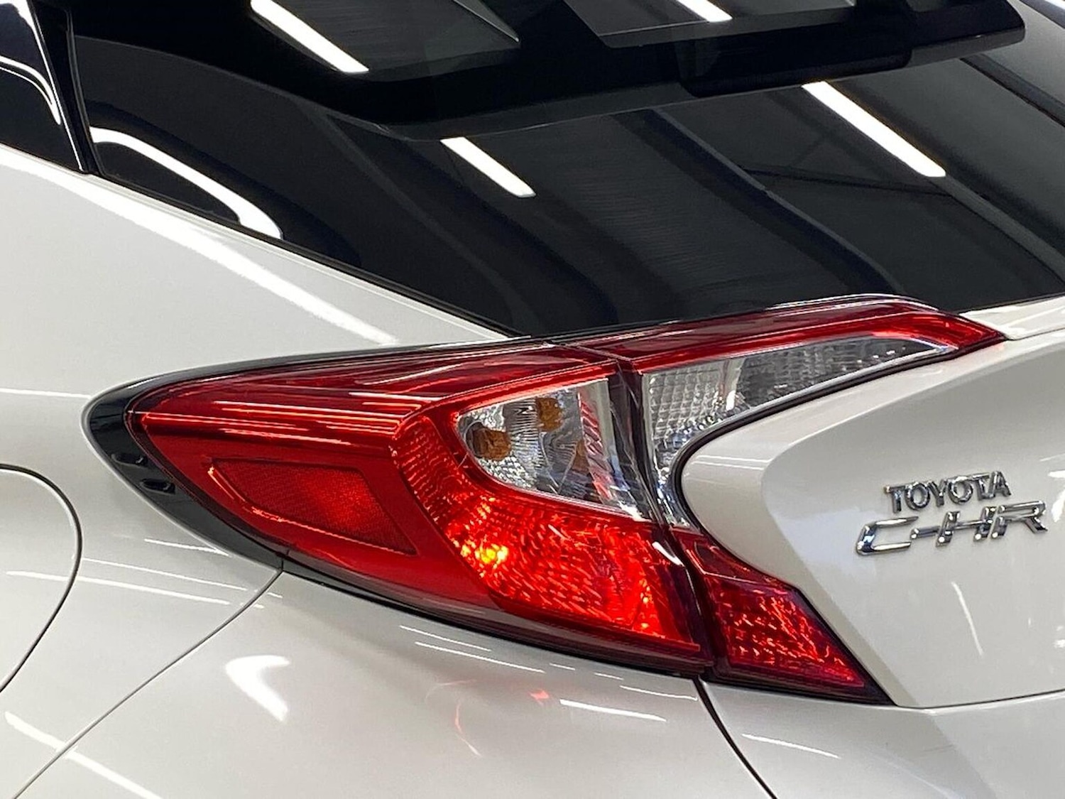 Used Toyota C-HR 2019 for sale - 76905080: Photo 35