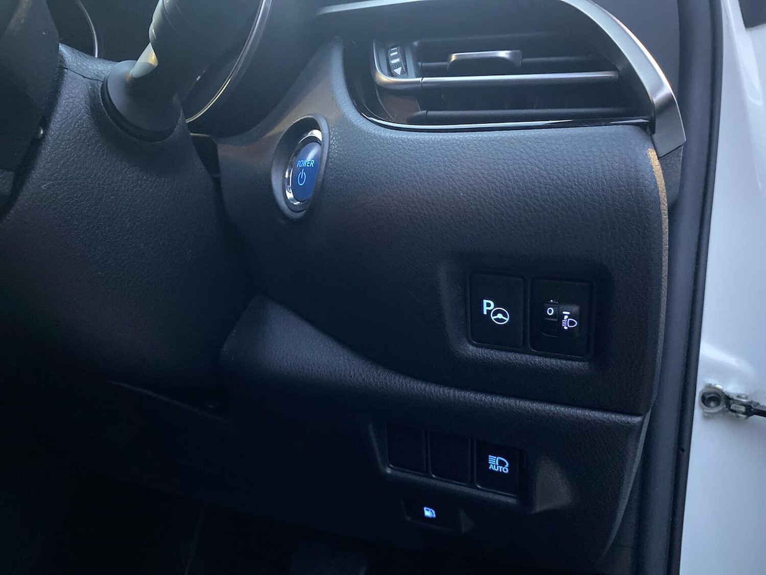 Used Toyota C-HR 2019 for sale - 76905080: Photo 38