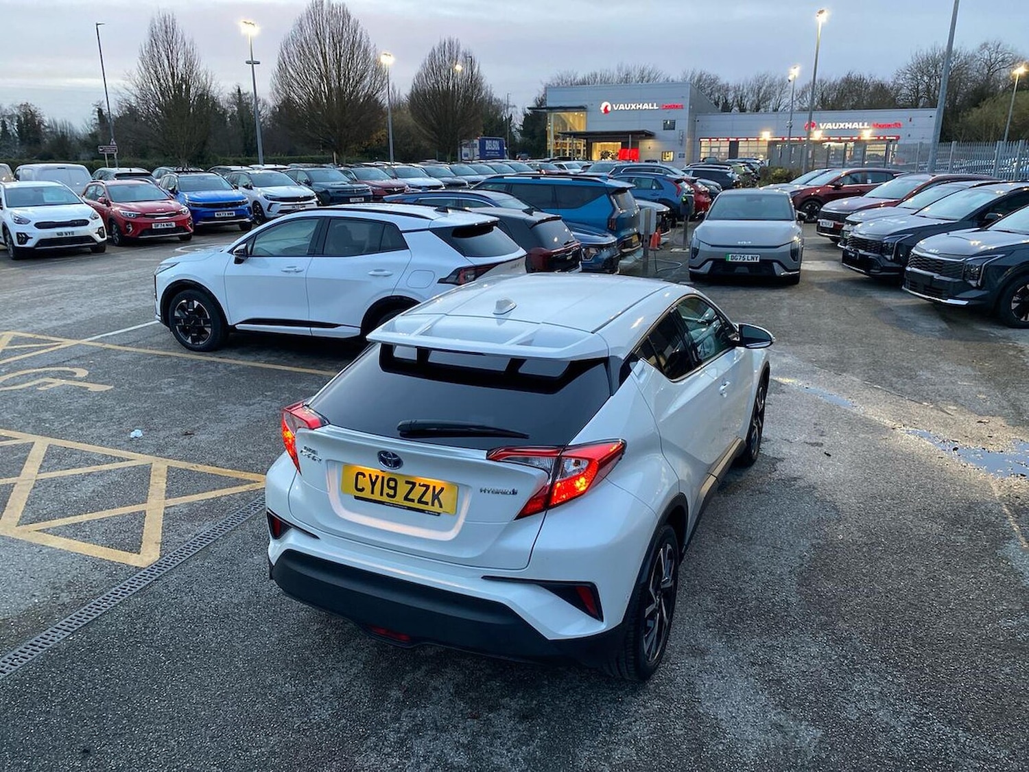 Used Toyota C-HR 2019 for sale - 76905080: Photo 42