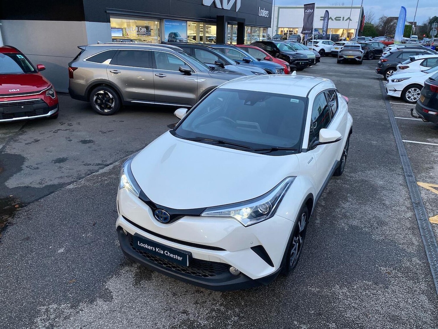 Used Toyota C-HR 2019 for sale - 76905080: Photo 44
