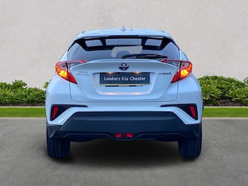 Used Toyota C-HR 2019 for sale - 76905080: Photo