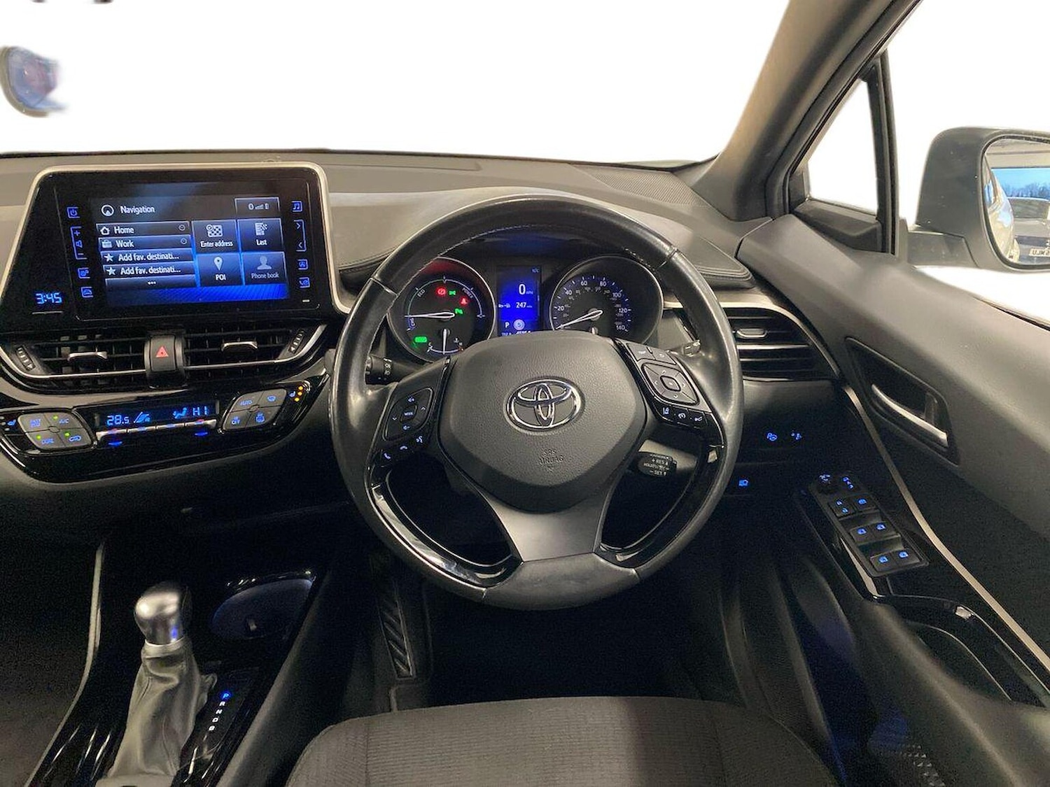 Used Toyota C-HR 2019 for sale - 76905080: Photo 9