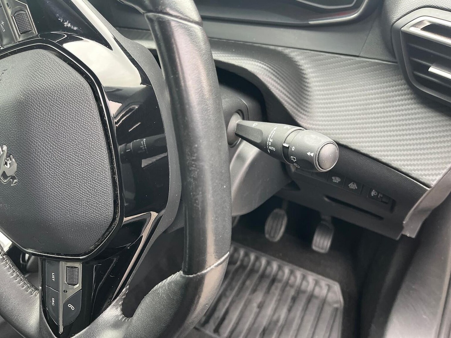 Used Peugeot 2008 2021 for sale - 76931616: Photo 29