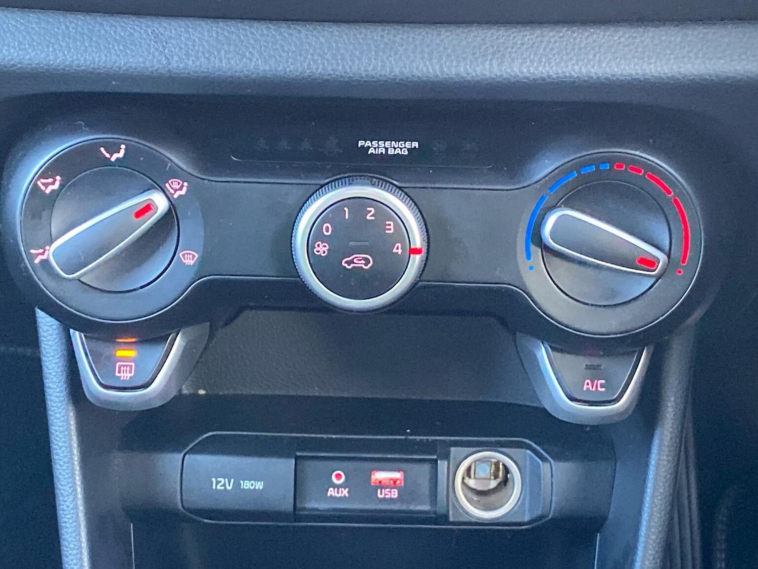 Used Kia Picanto 2019 for sale - 76794857: Photo 12