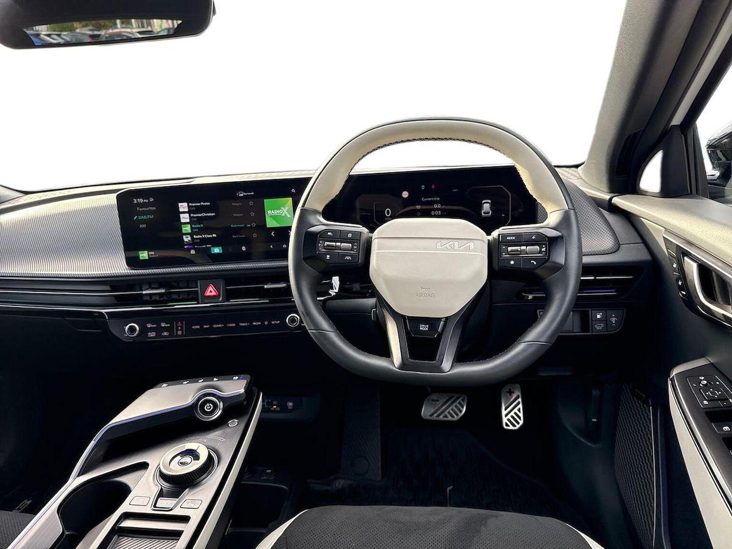 Used Kia EV6 2024 for sale - 76249383: Photo 10